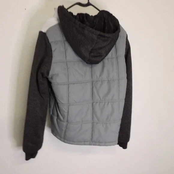 EUC Airwalk Jacket Unisex puffer with hood. Size M - Picture 4 of 16